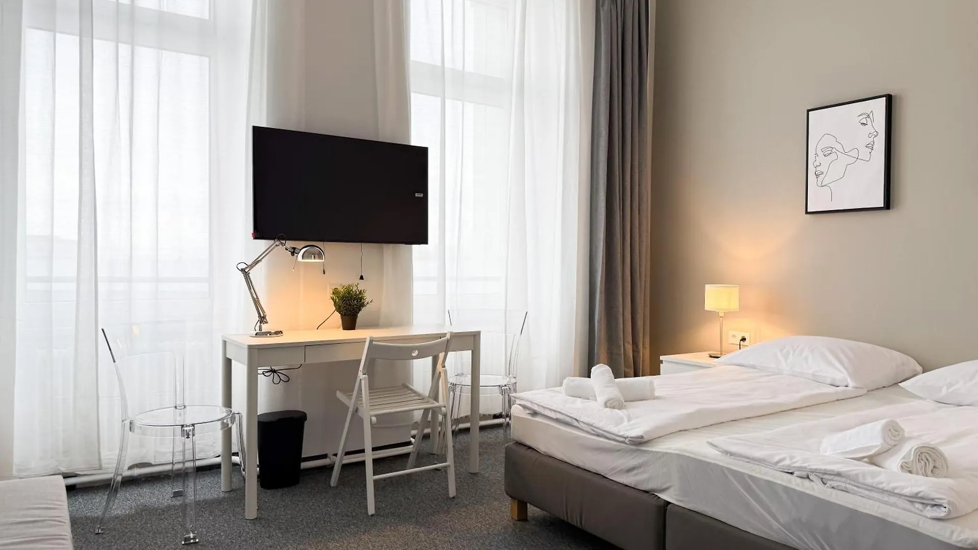 Stay At 140 Viena Albergue